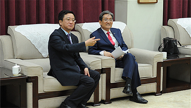 韩国驻华大使卢英敏访问鲁迅文学院